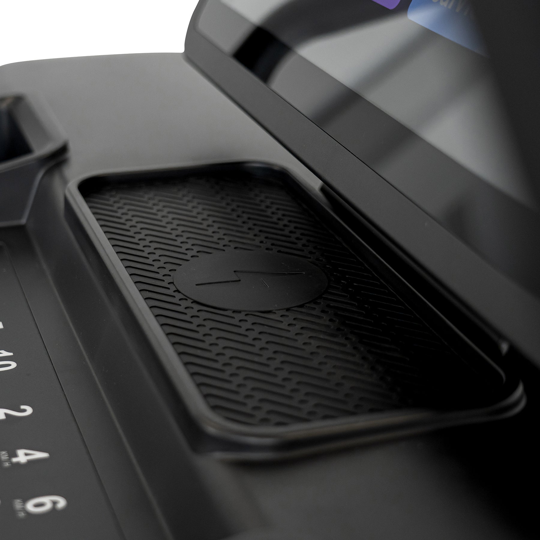 Reeplex Incline Treadmill with 21.5" Touchscreen