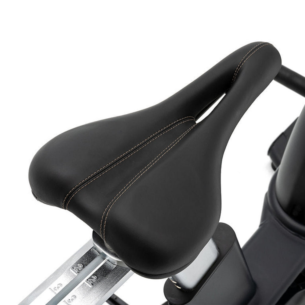 Spirit_Commercial_Upright_Bike_AB900_7
