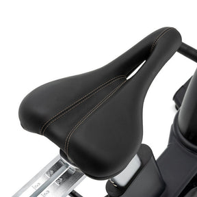 Spirit_Commercial_Upright_Bike_AB900_7