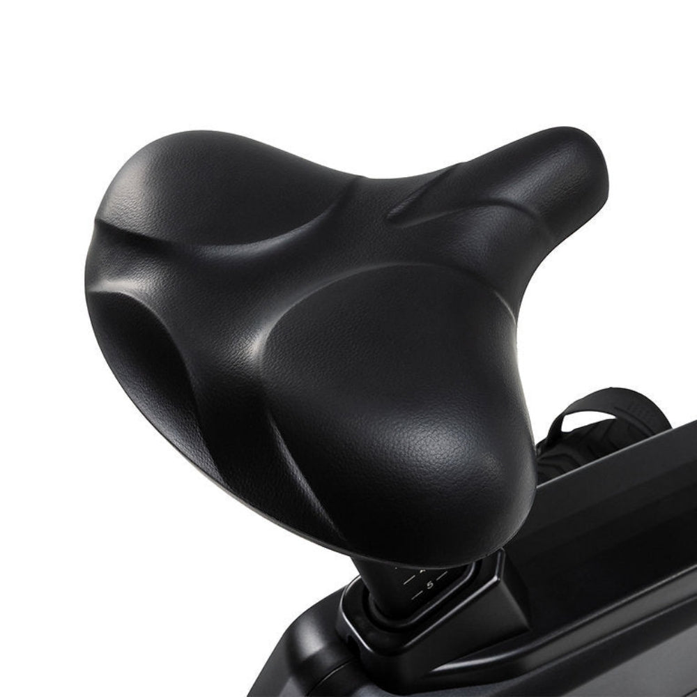 Spirit_Phantom_Upright_Bike14